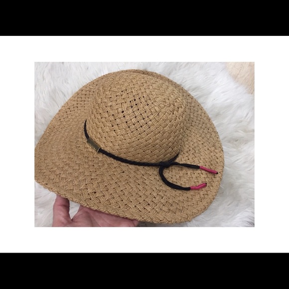 VOLCOM BEACH HAT - Picture 3 of 4